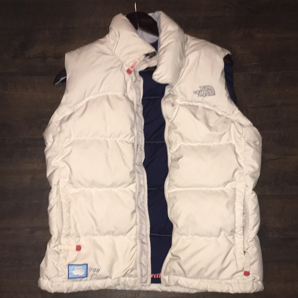 White north face vest